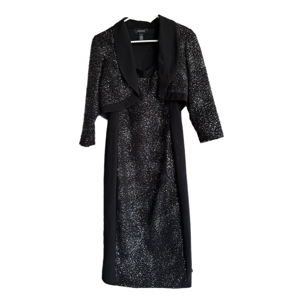 R&M Richards Black and Silver Dress Suit, Size 6, Pre-owned